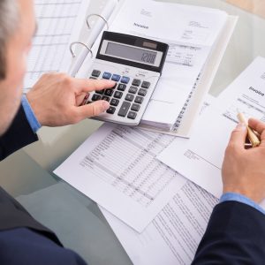 Sentencian a 10 empresarios a 8 y 5 años de cárcel por utilizar facturas falsas